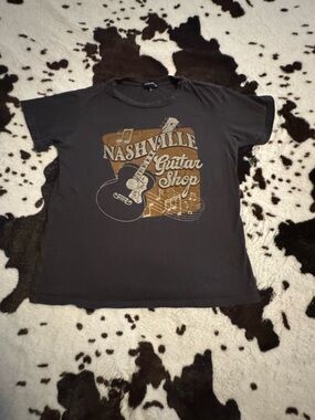 Nashville Guitar Shop Graphic Tee - Black